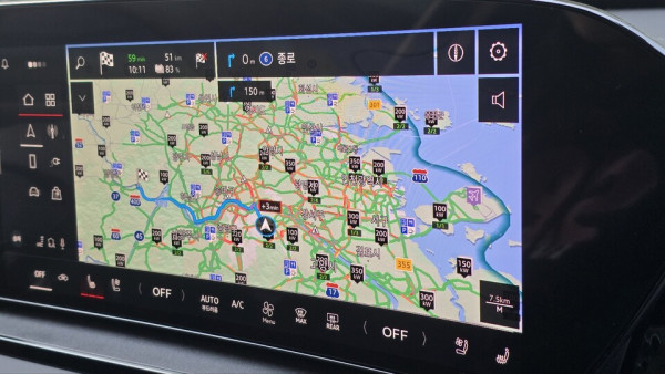 인포테인먼트 화면. / 사진=박성수 기자