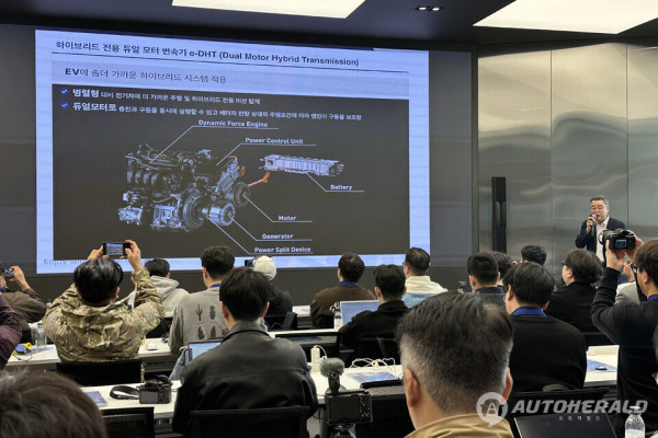 KGM, 토레스 하이브리드(오토헤럴드 김훈기 기자)