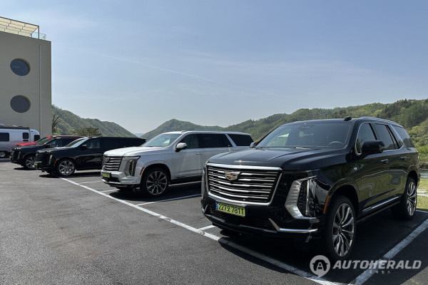 지난 24일, 서울과 강원도 일대에서 5세대 부분변경 캐딜락 