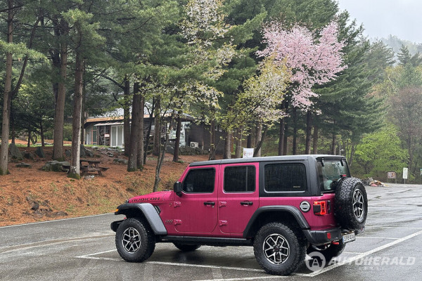 지프 랭글러 투스카데로 에디션(오토헤럴드 김훈기 기자)