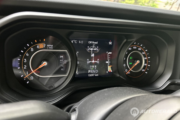 지프 랭글러 투스카데로 에디션(오토헤럴드 김훈기 기자)