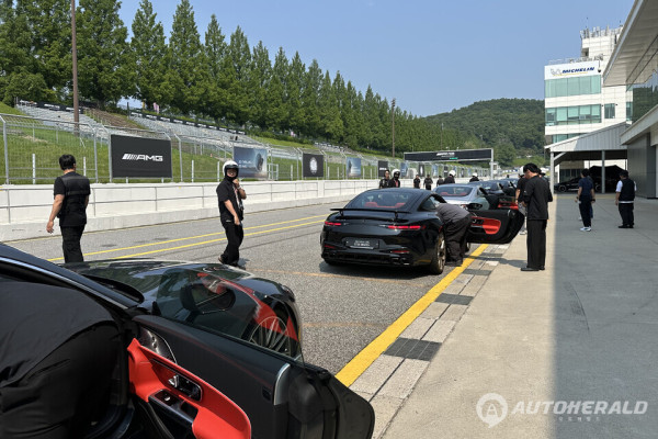 메르세데스-AMG GT 55 4MATIC+(오토헤럴드 김훈기 기자)