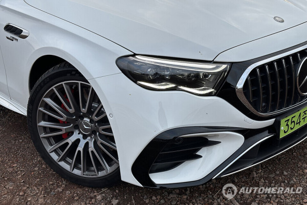 메르세데스-AMG E 53 하이브리드 4메틱 플러스(오토헤럴드 김훈기 기자)