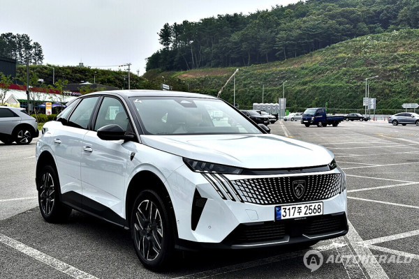 푸조 신형 3008 스마트 하이브리드(오토헤럴드 김훈기 기자)